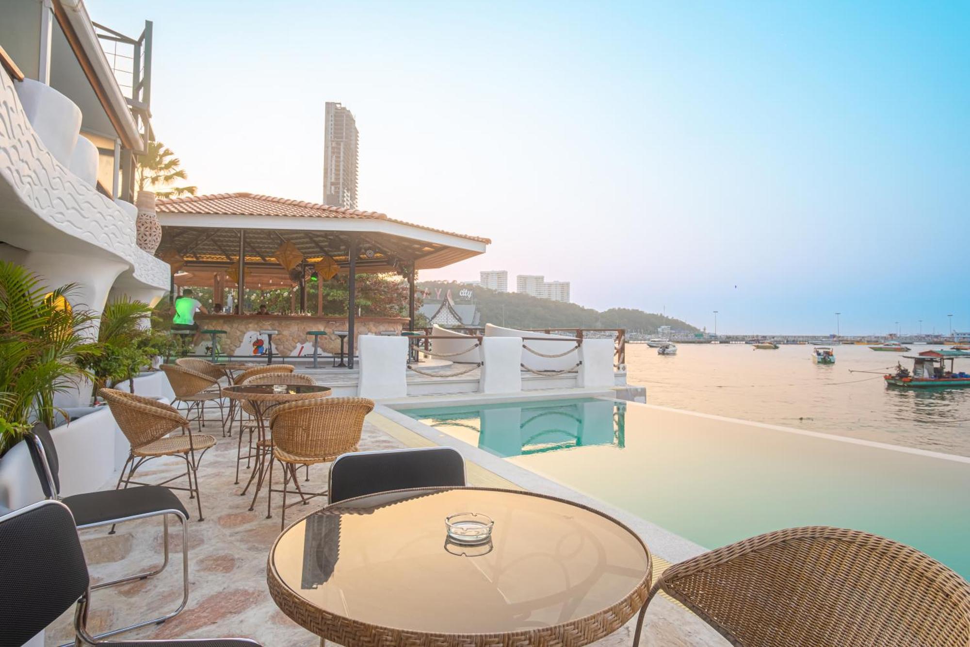 Windy Inn Hotel Pattaya Luaran gambar